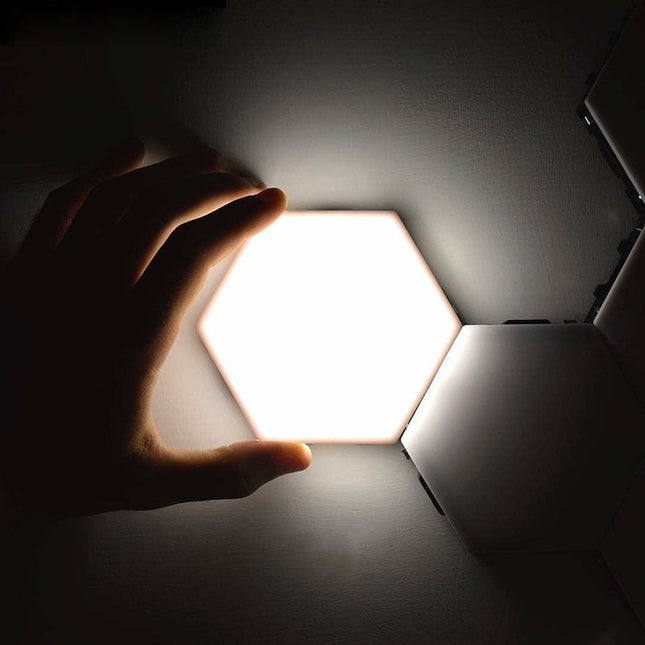 Pannelli LED esagonali modulari da parete