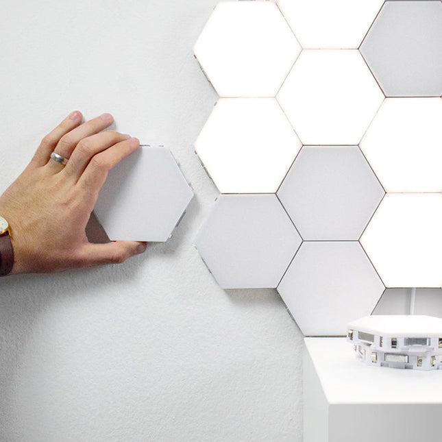 Pannelli LED esagonali modulari da parete