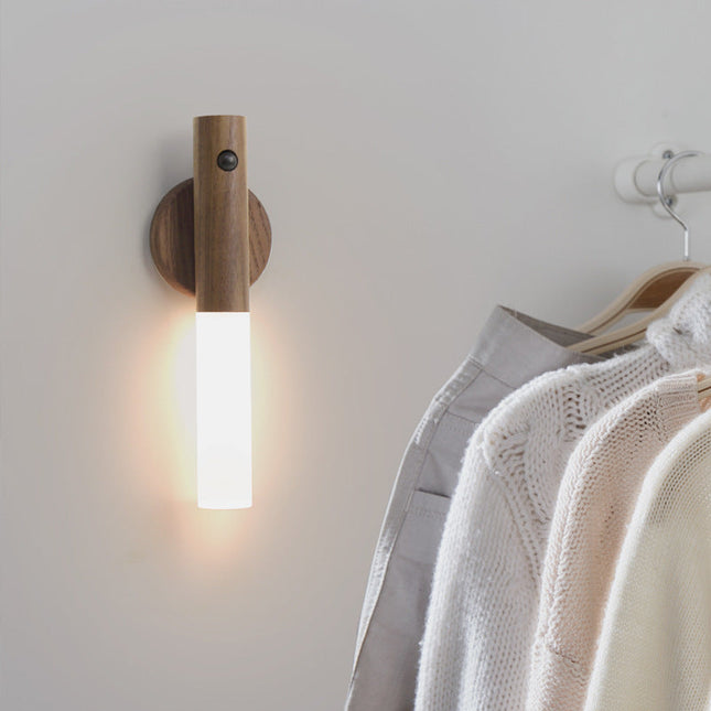 Lampada da parete in legno magnetica
