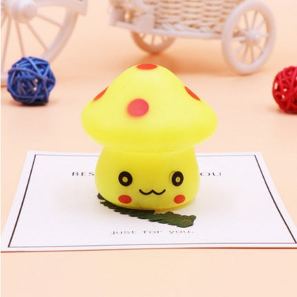 Mini luce notturna a forma di funghetto
