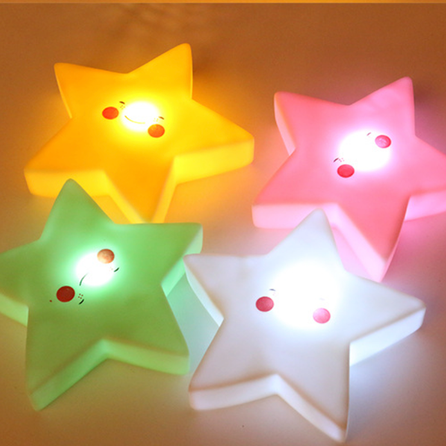 Luce notturna LED a forma stella