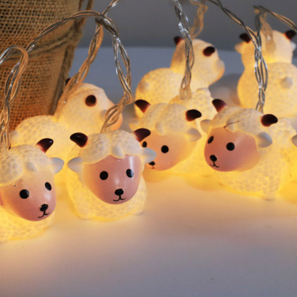 Ghirlanda luminosa con simpatiche pecorelle