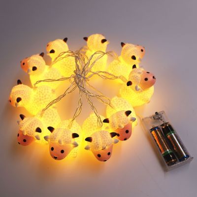Ghirlanda luminosa con simpatiche pecorelle