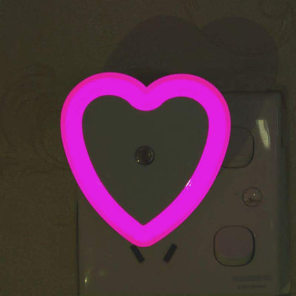 Luce notturna LED a forma di cuore