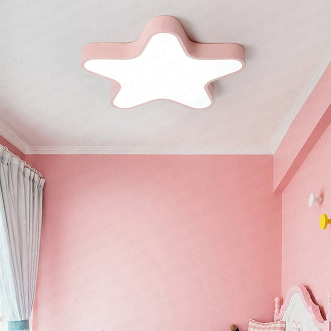 Plafoniera LED design stella per cameretta