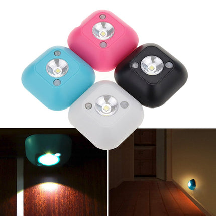 Luce LED da parete con sensore movimento