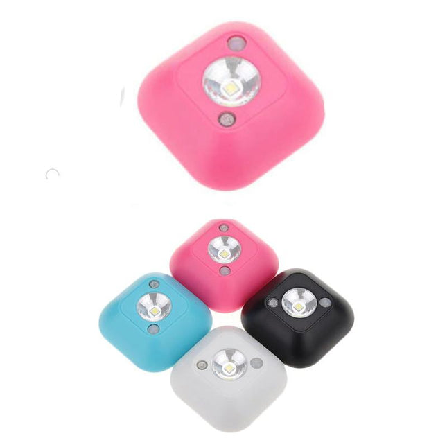 Luce LED da parete con sensore movimento