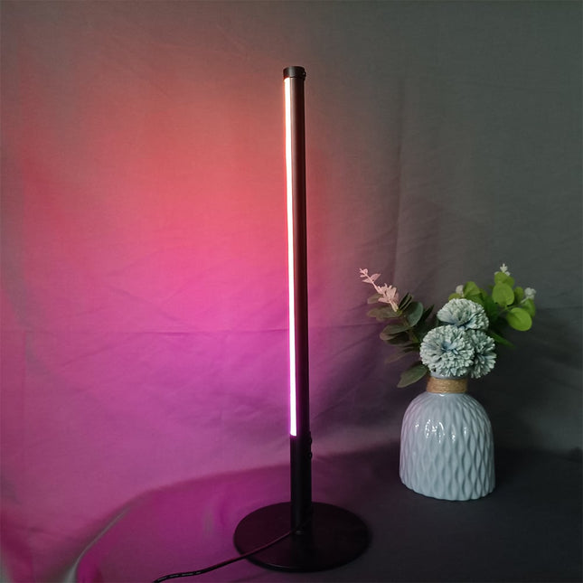Lampada da tavolo RGB design minimale