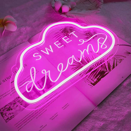 Insegna neon nuvola "Sweet Dreams"