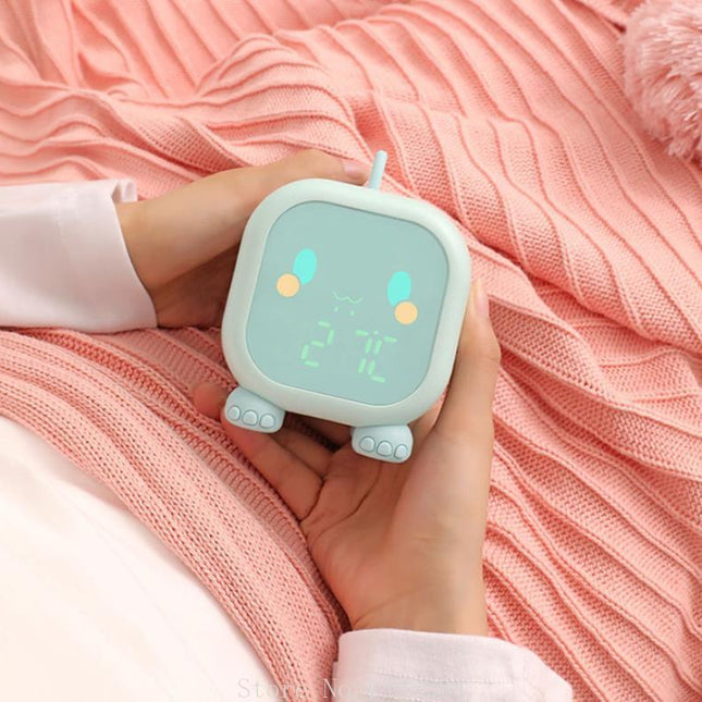 Luce notturna e sveglia dinosauro